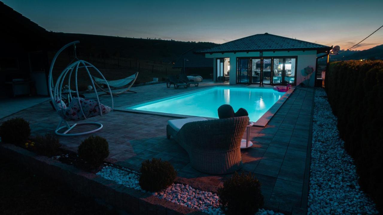 Villa De Luxe Bihać Esterno foto