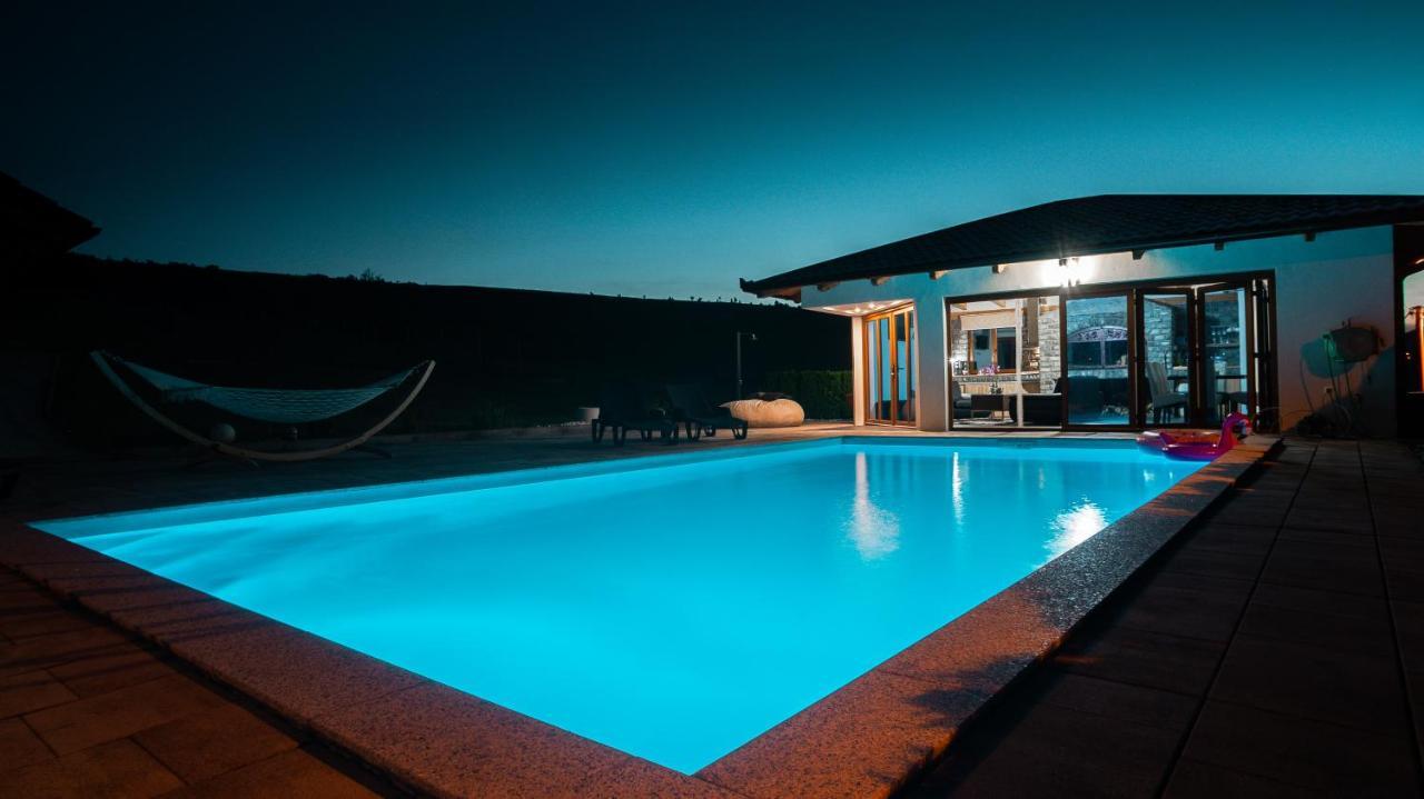 Villa De Luxe Bihać Esterno foto