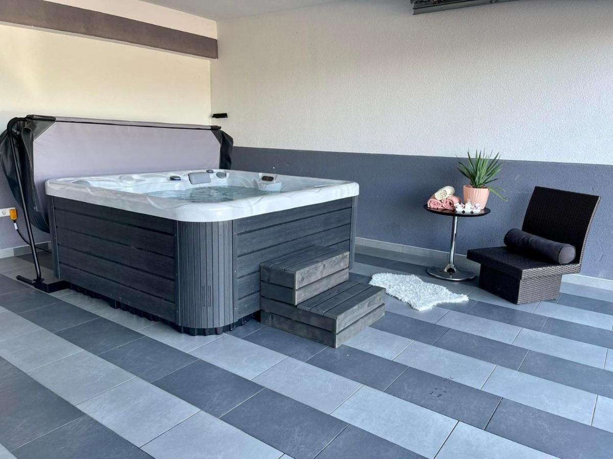 Villa De Luxe Bihać Esterno foto